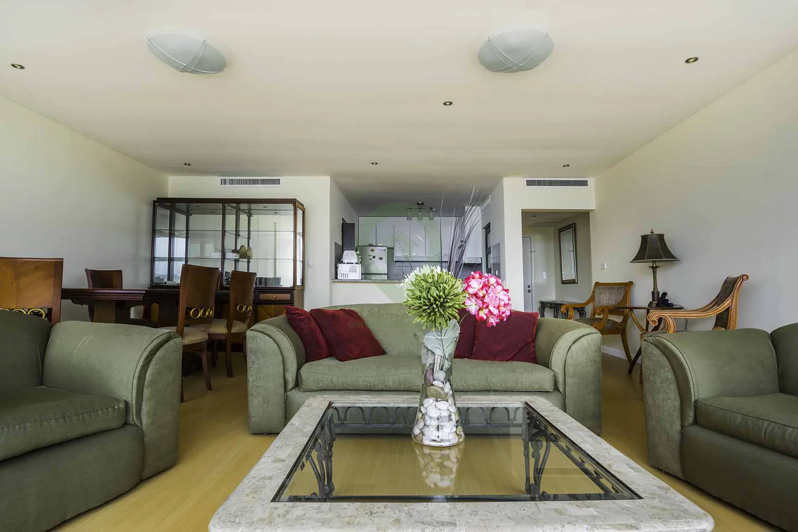 Departamento en Alquiler en Torres Colón I Norte de Guayaquil – Foto 2