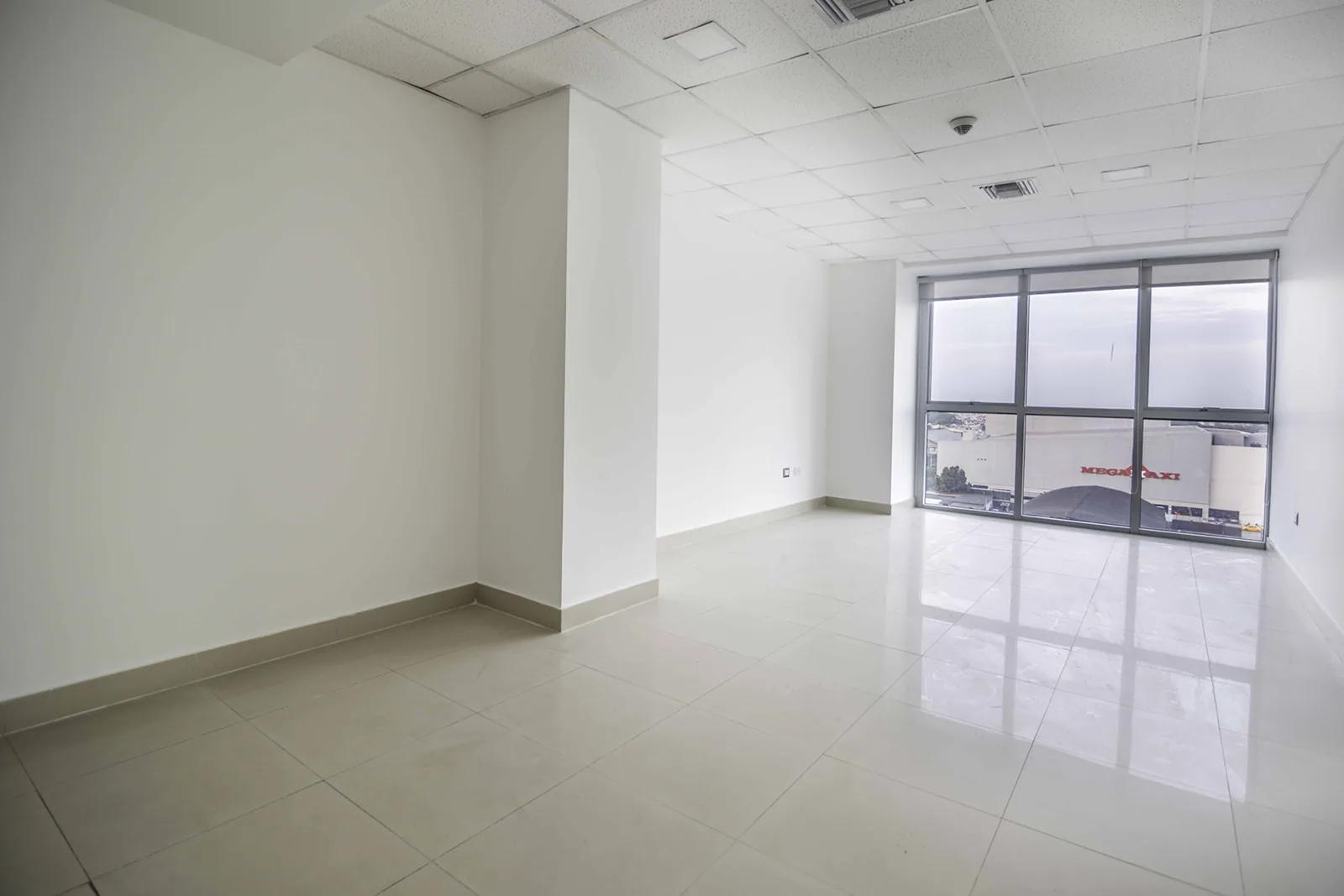 Oficina en venta en City Office Norte de Guayaquil – Foto 1