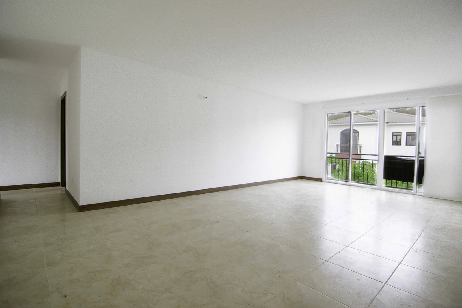 Departamento en alquiler en Villas del Bosque vía a la Costa - Guayaquil – Foto 2