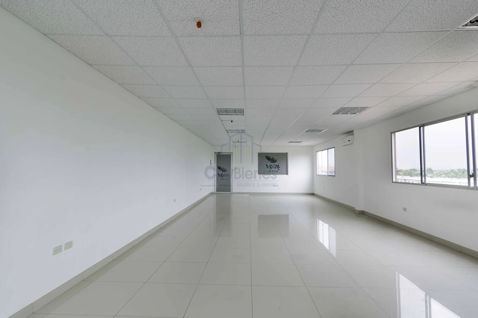 Oficina en venta en Edificio Diana Quintana vía a Samborondón – Foto 3