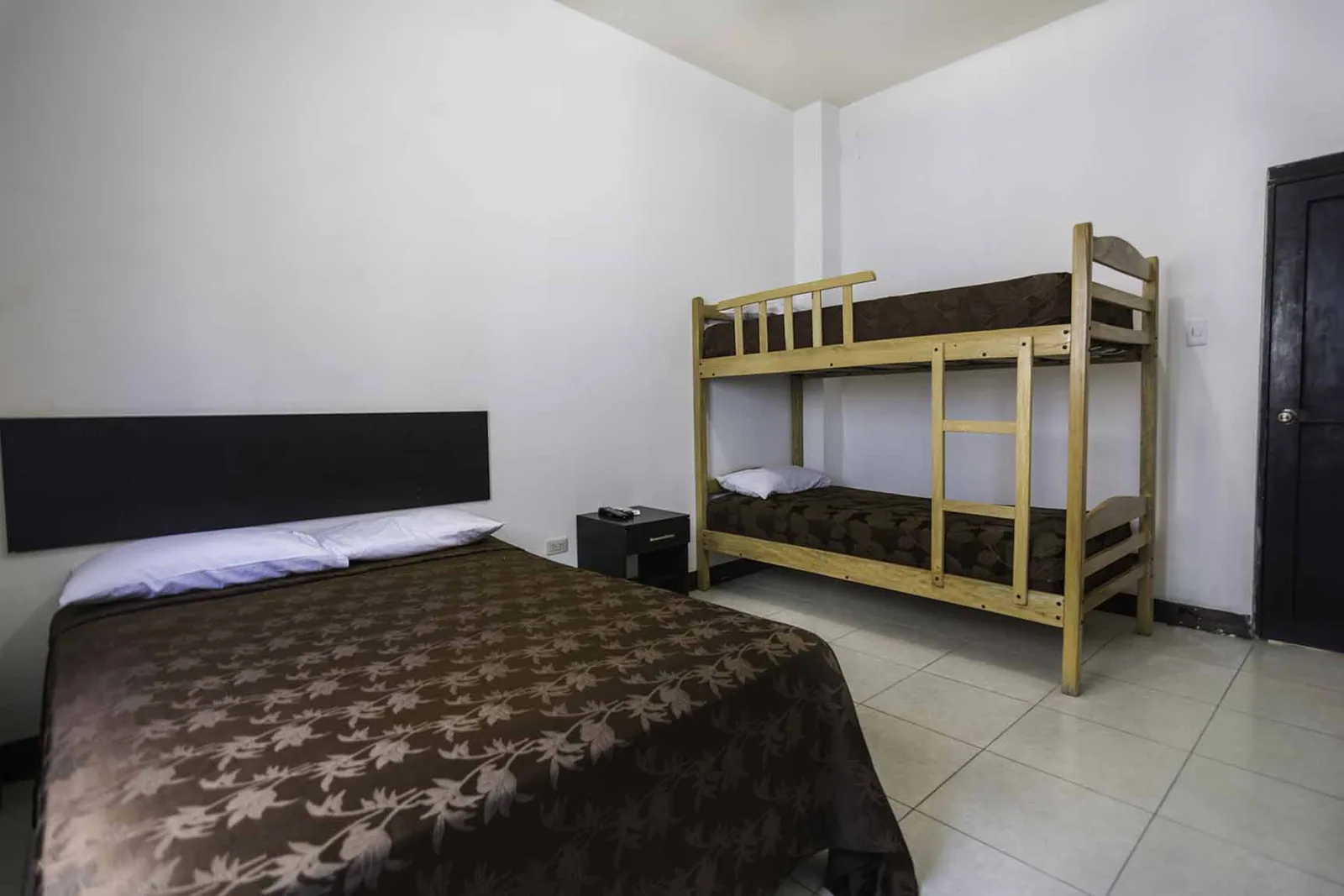 Edificio en venta en Salinas - Santa Elena – Foto 1