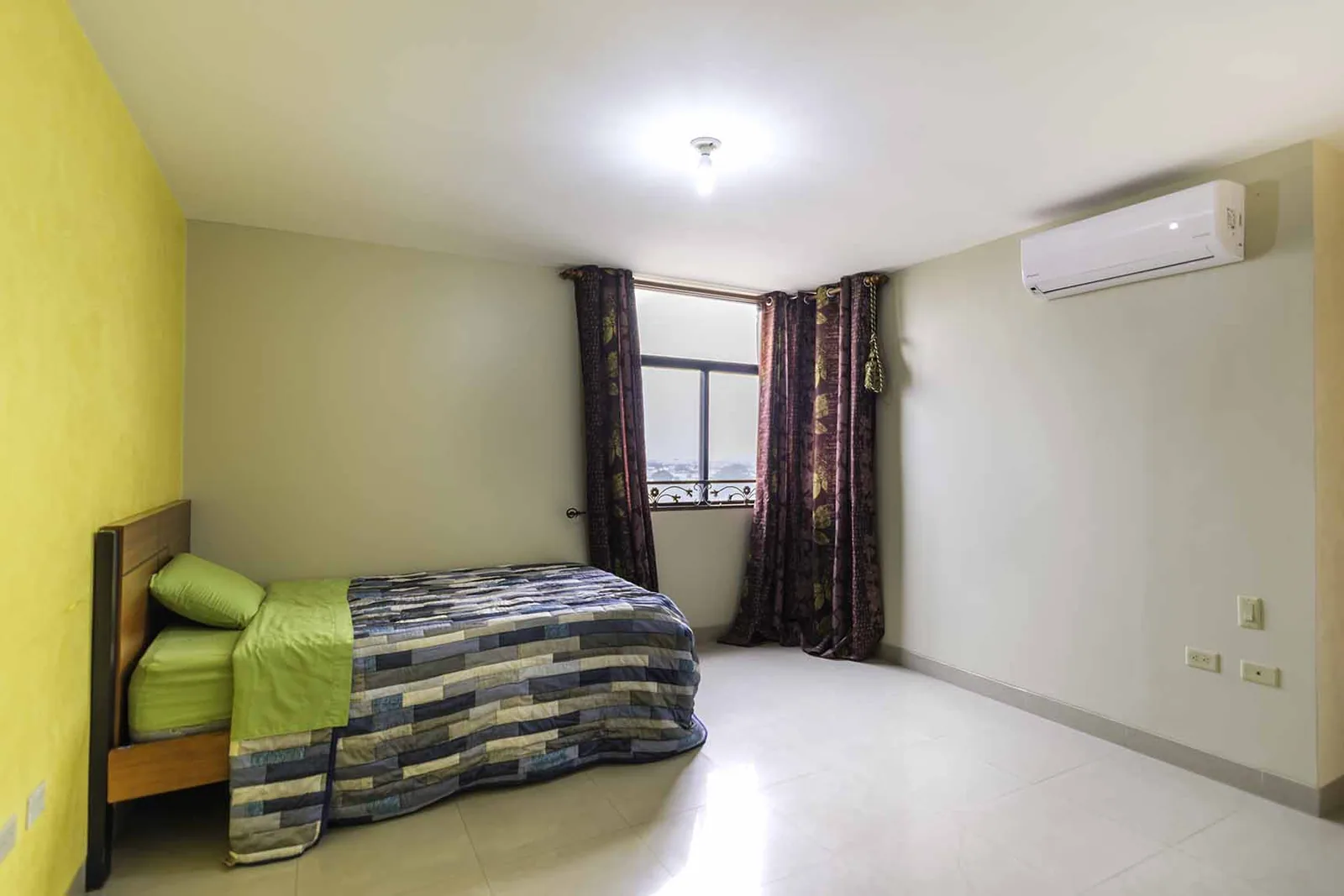 Departamento en alquiler en Ciudad Colón norte de Guayaquil – Foto 5