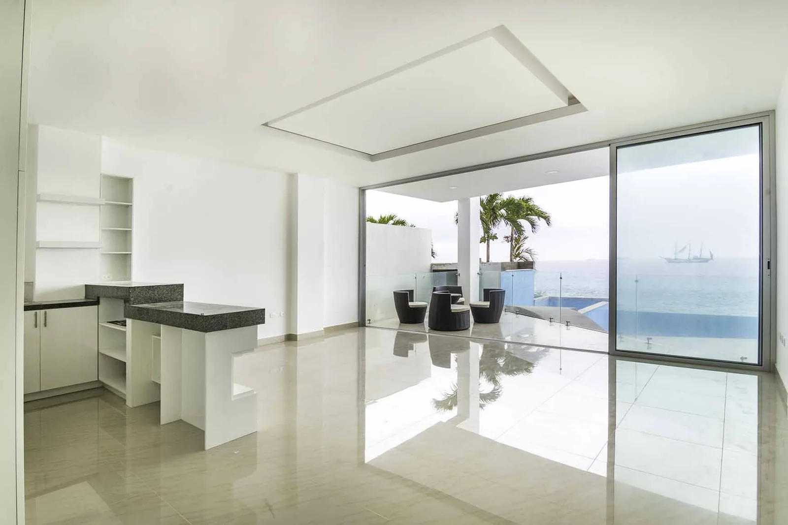Departamento frente al mar en venta en Condominio Nigon en Capaes - Santa Elena – Foto 1