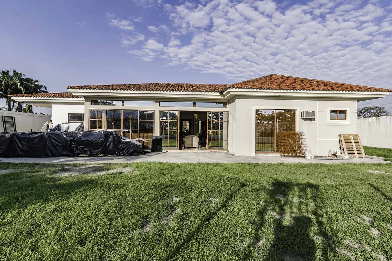 Casa en venta en Urb. El Cortijo vía a Samborondón – Foto 2
