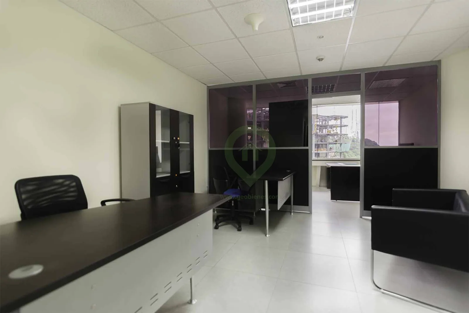 Oficina en Alquiler Edificio The Point, Centro de Guayaquil – Foto 2