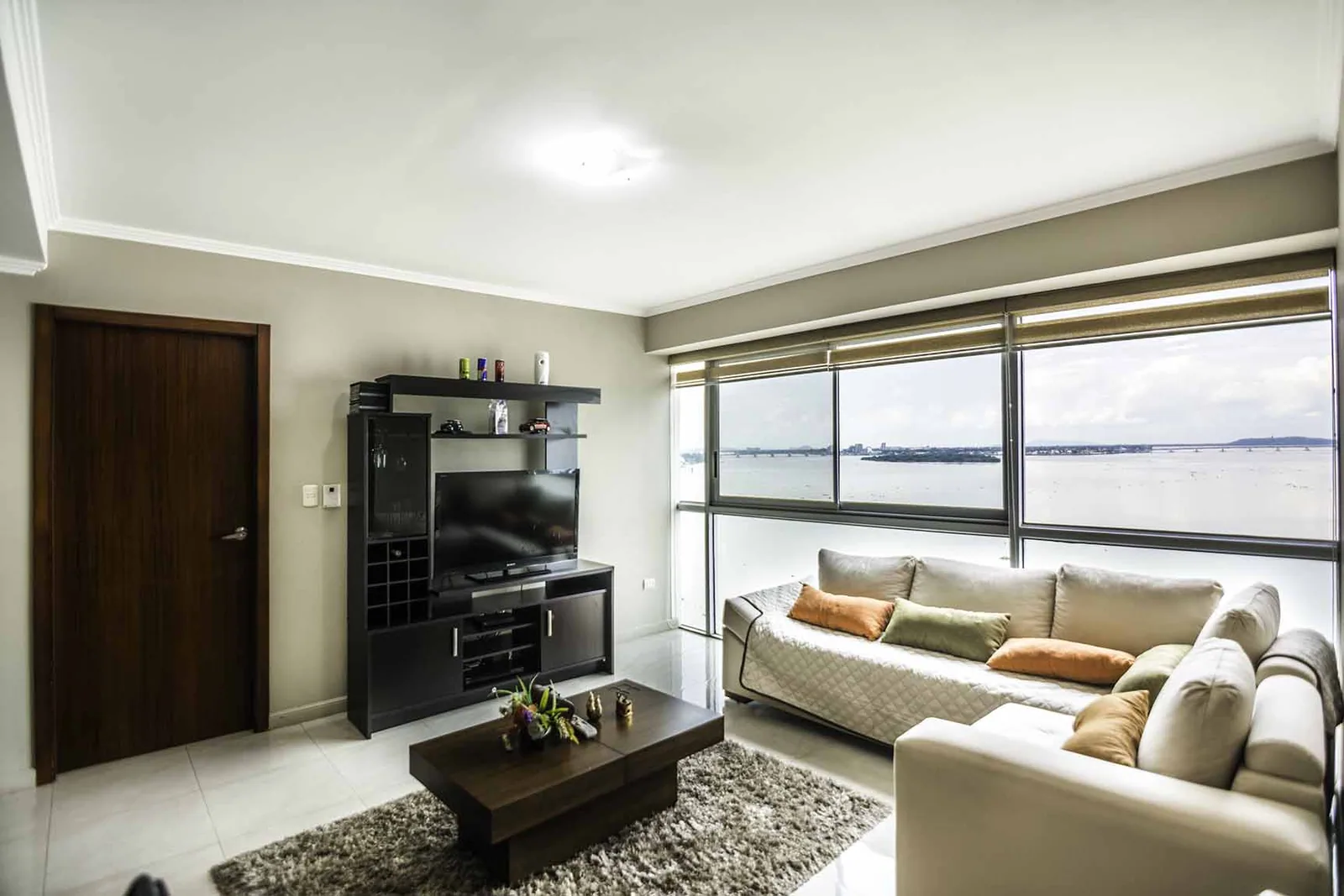 Departamento en Alquiler Edificio Riverfront II, Puerto Santa Ana, Guayaquil – Foto 3