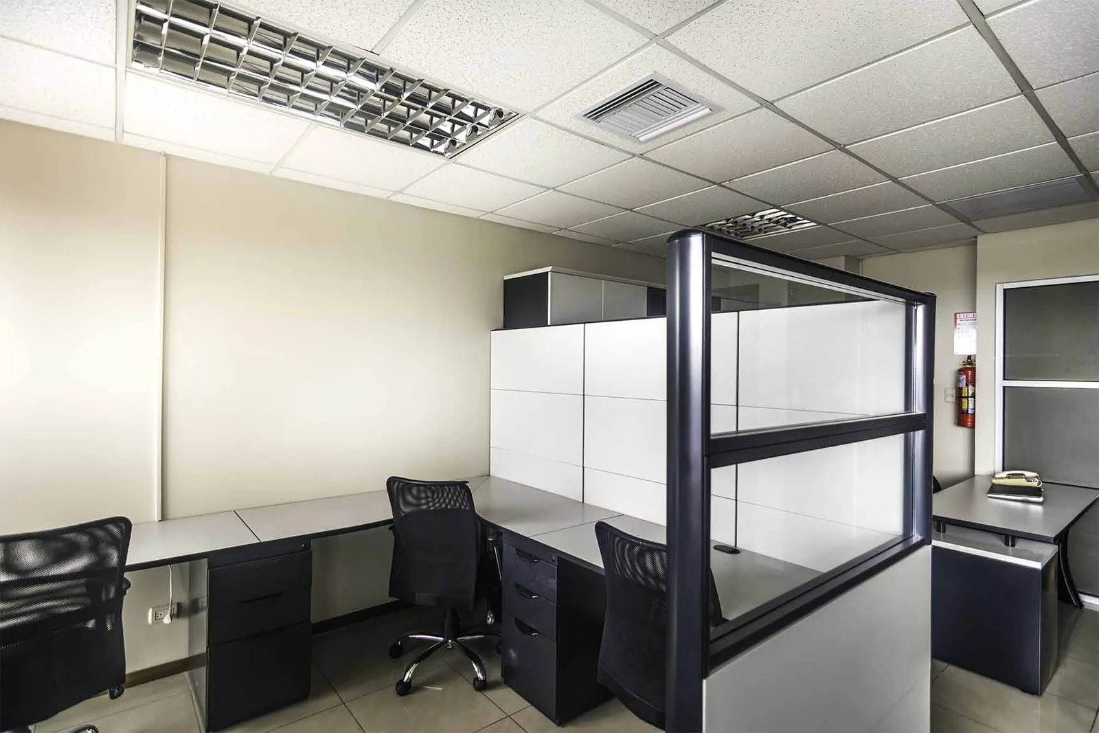 Oficina en Alquiler en Trade Building, Norte de Guayaquil – Foto 2