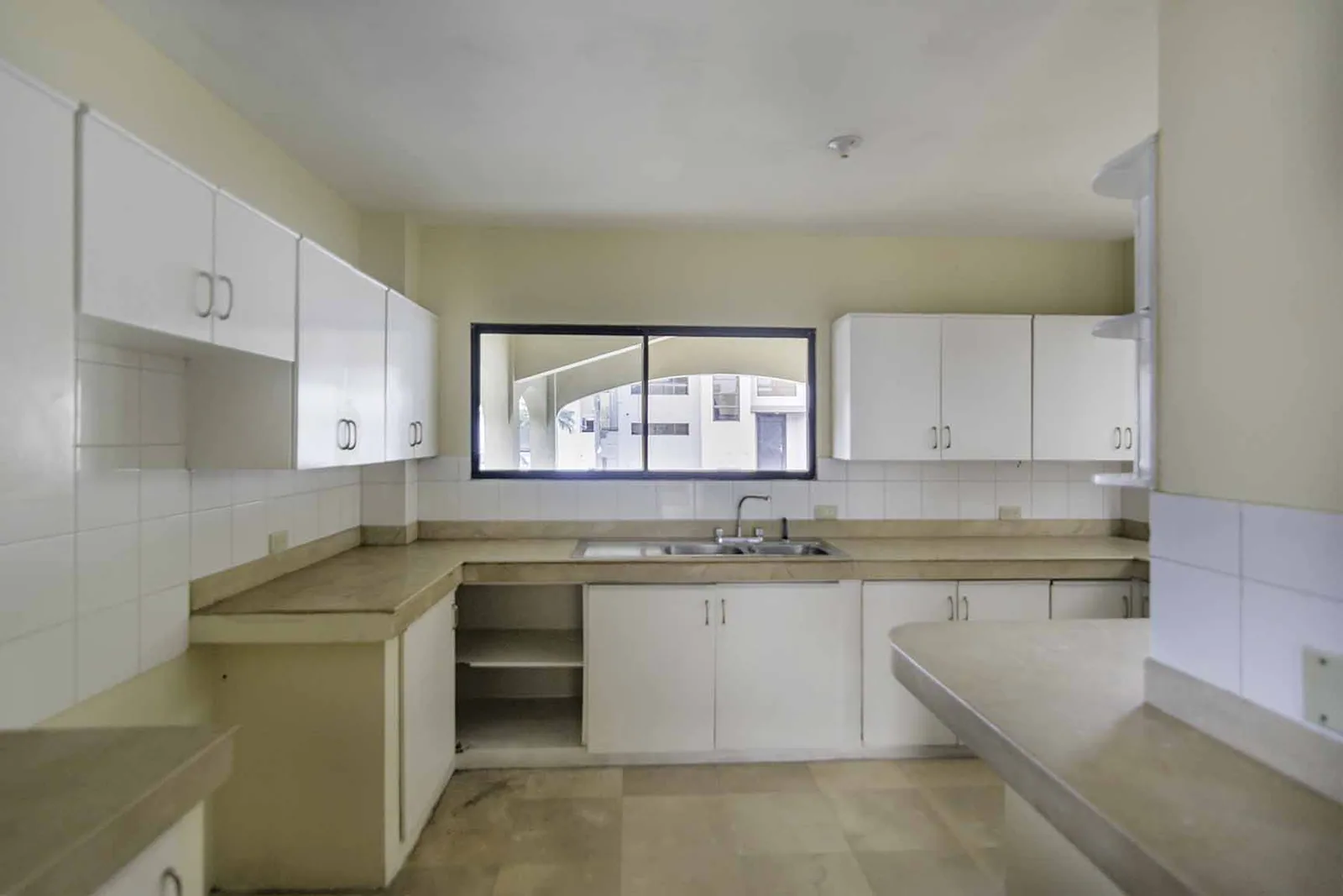 Casa en venta en Urbanización Villa Nueva,  Vía a Samborondón  – Foto 4