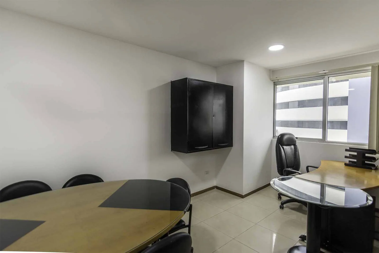 Oficina en alquiler Edificio Trade Building , Norte de Guayaquil  – Foto 5