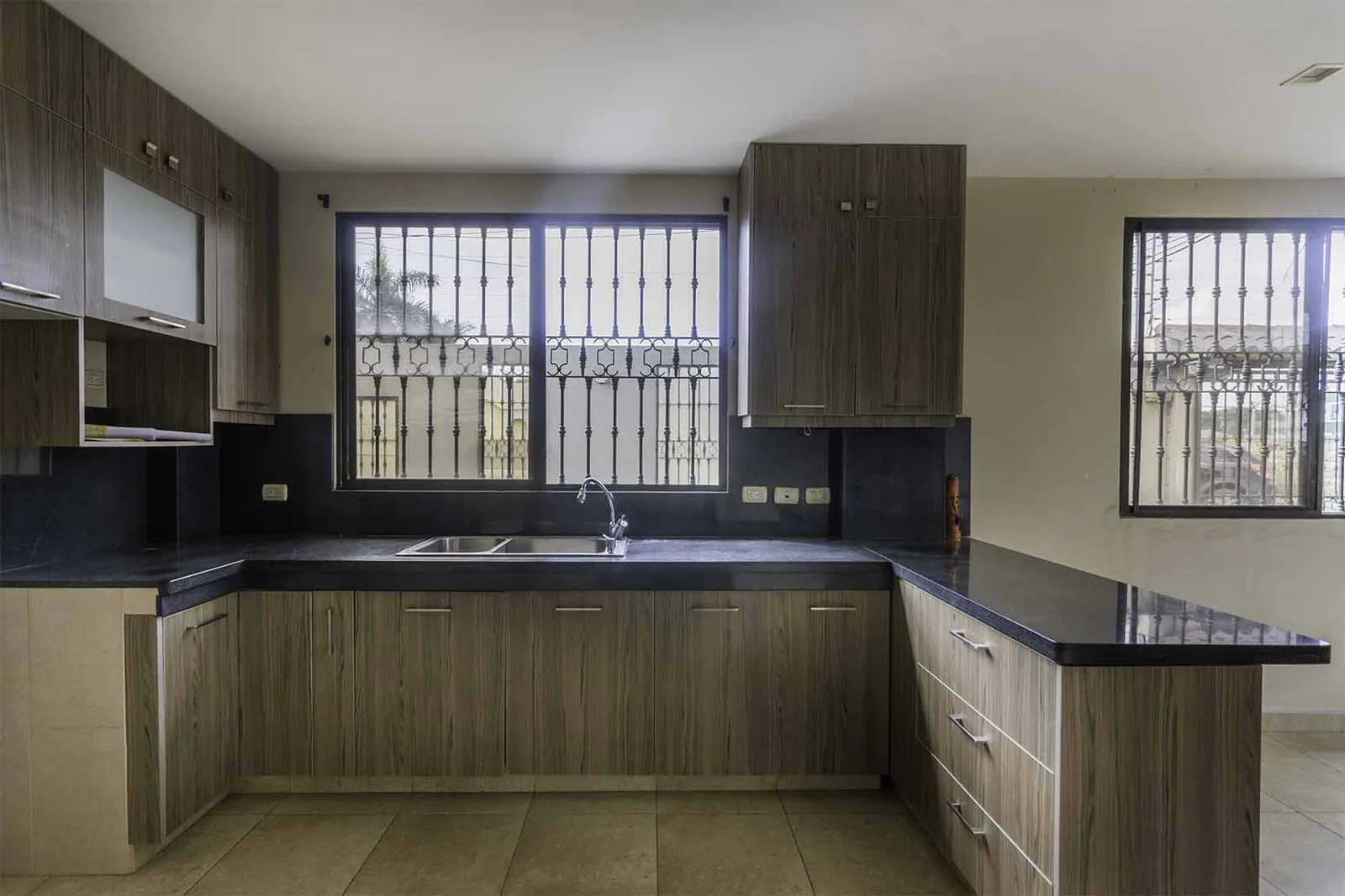 Casa en venta Urb. Tornero, Vía Samborondón. 