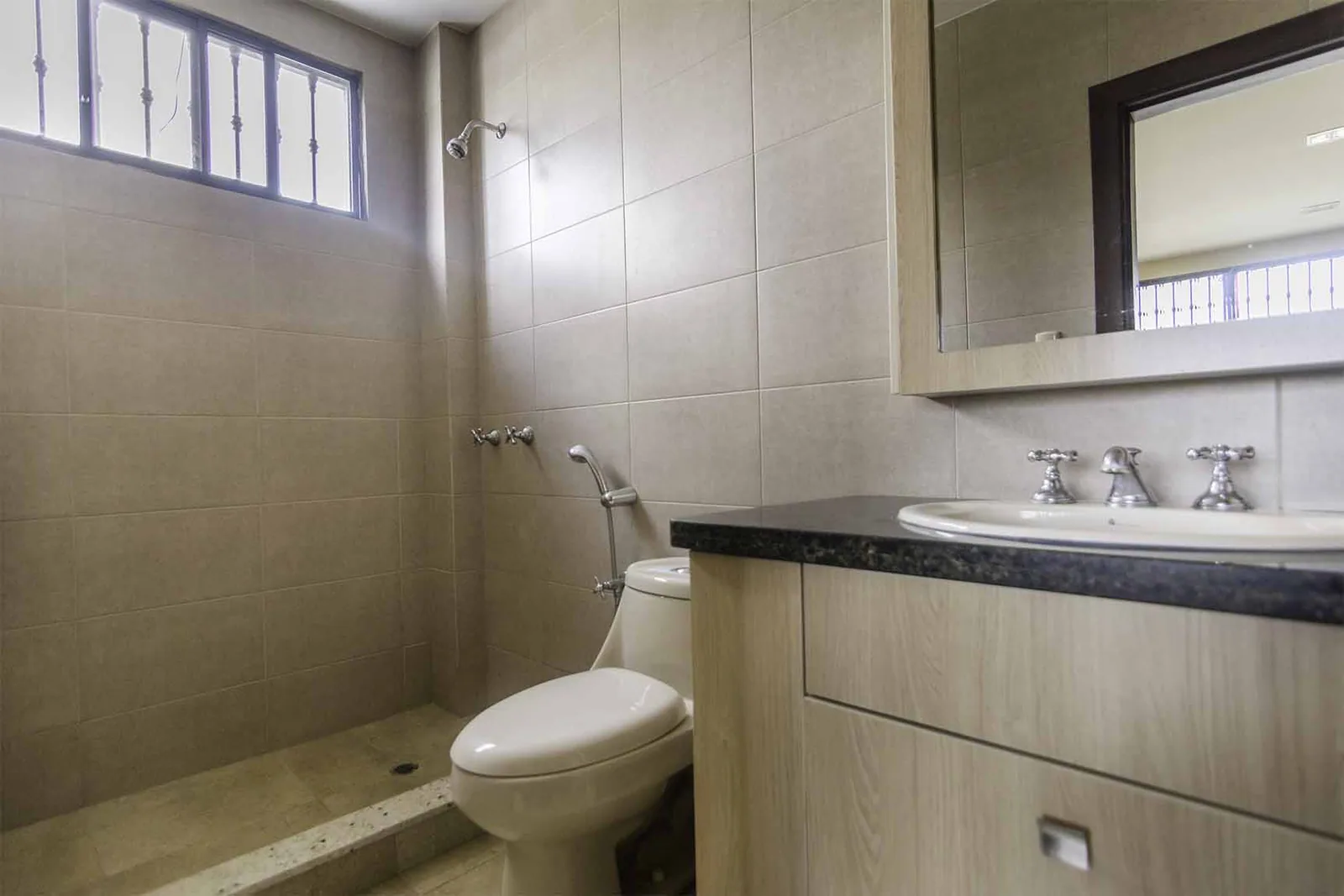 Casa en venta Urb. Tornero, Vía Samborondón.  – Foto 5