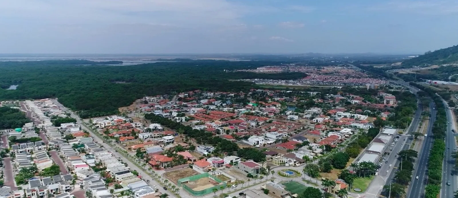 Terreno Comercial en Venta, Vía a la Costa 