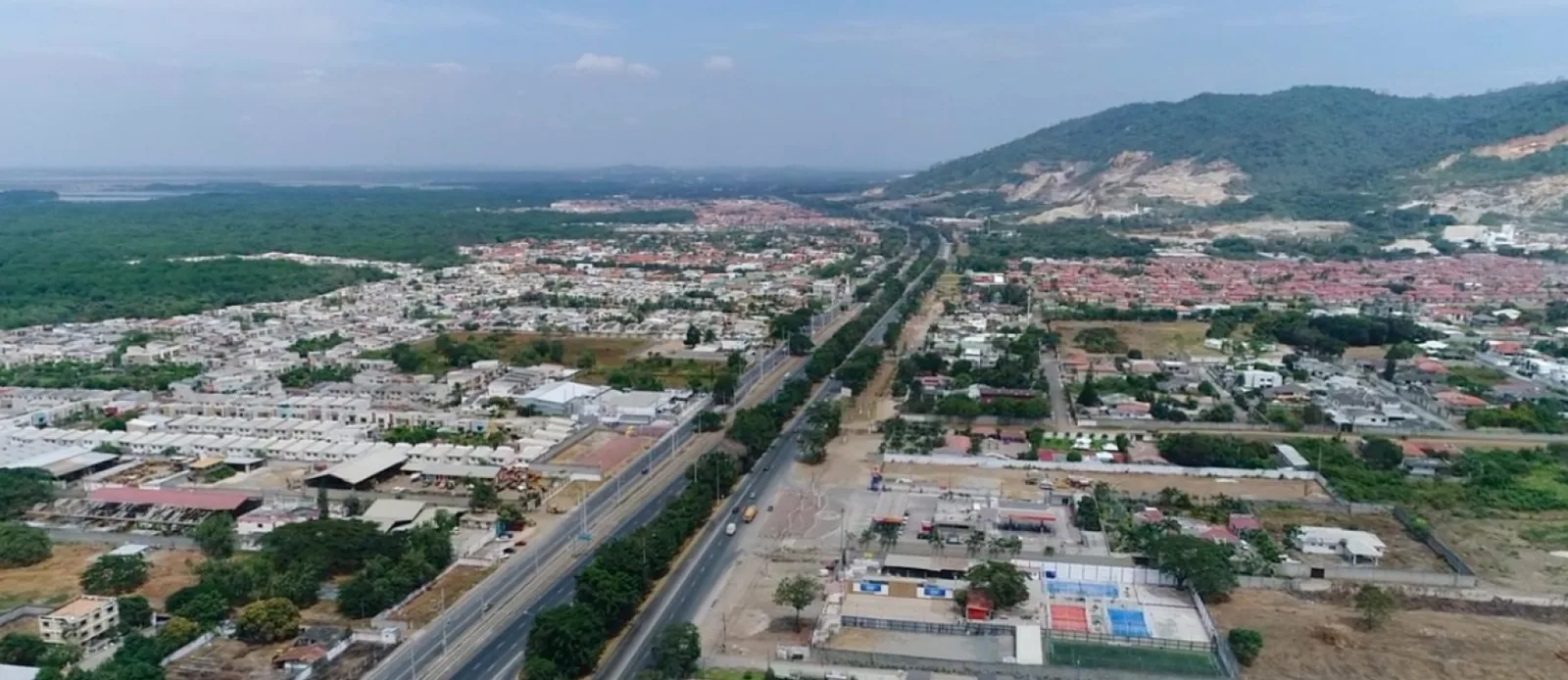 Terreno Comercial en Venta, Vía a la Costa  – Foto 1