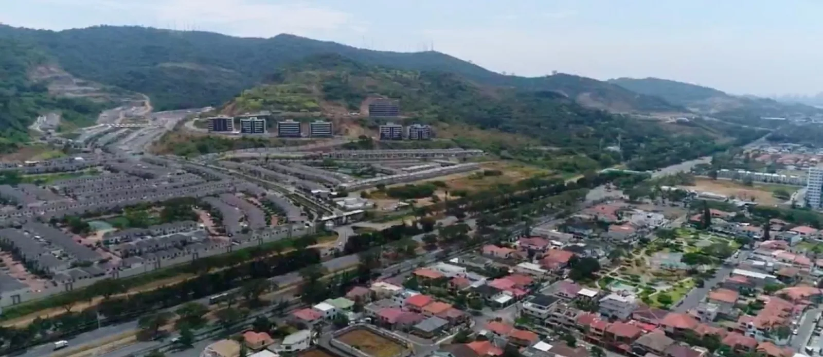 Terreno Comercial en Venta, Vía a la Costa  – Foto 1