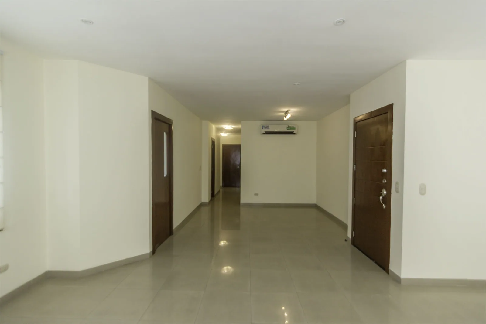 Departamento en alquiler Urbanización Central Park, Vía Samborondón – Foto 4
