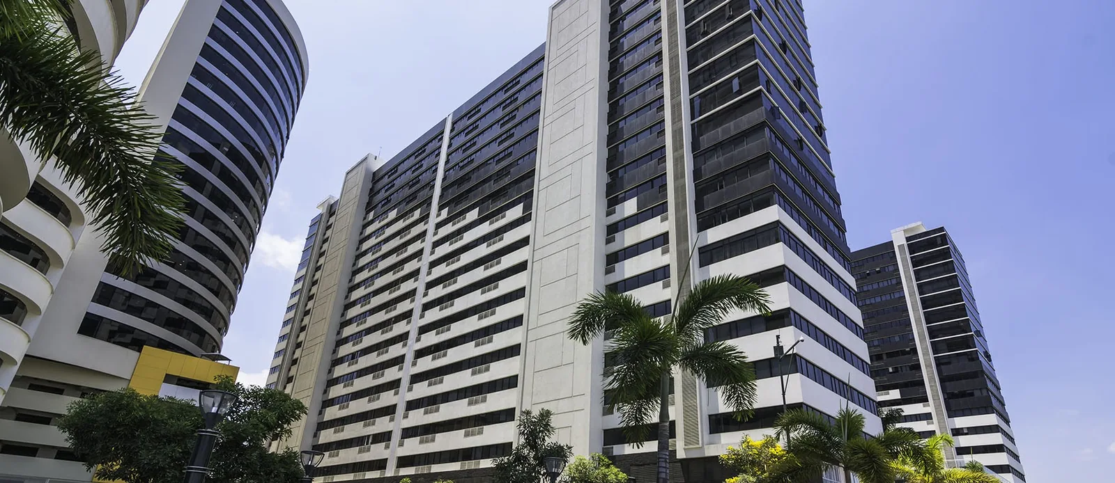 Departamento en alquiler Edificio Bellini IV, Puerto Santa Ana, Guayaquil  – Foto 1
