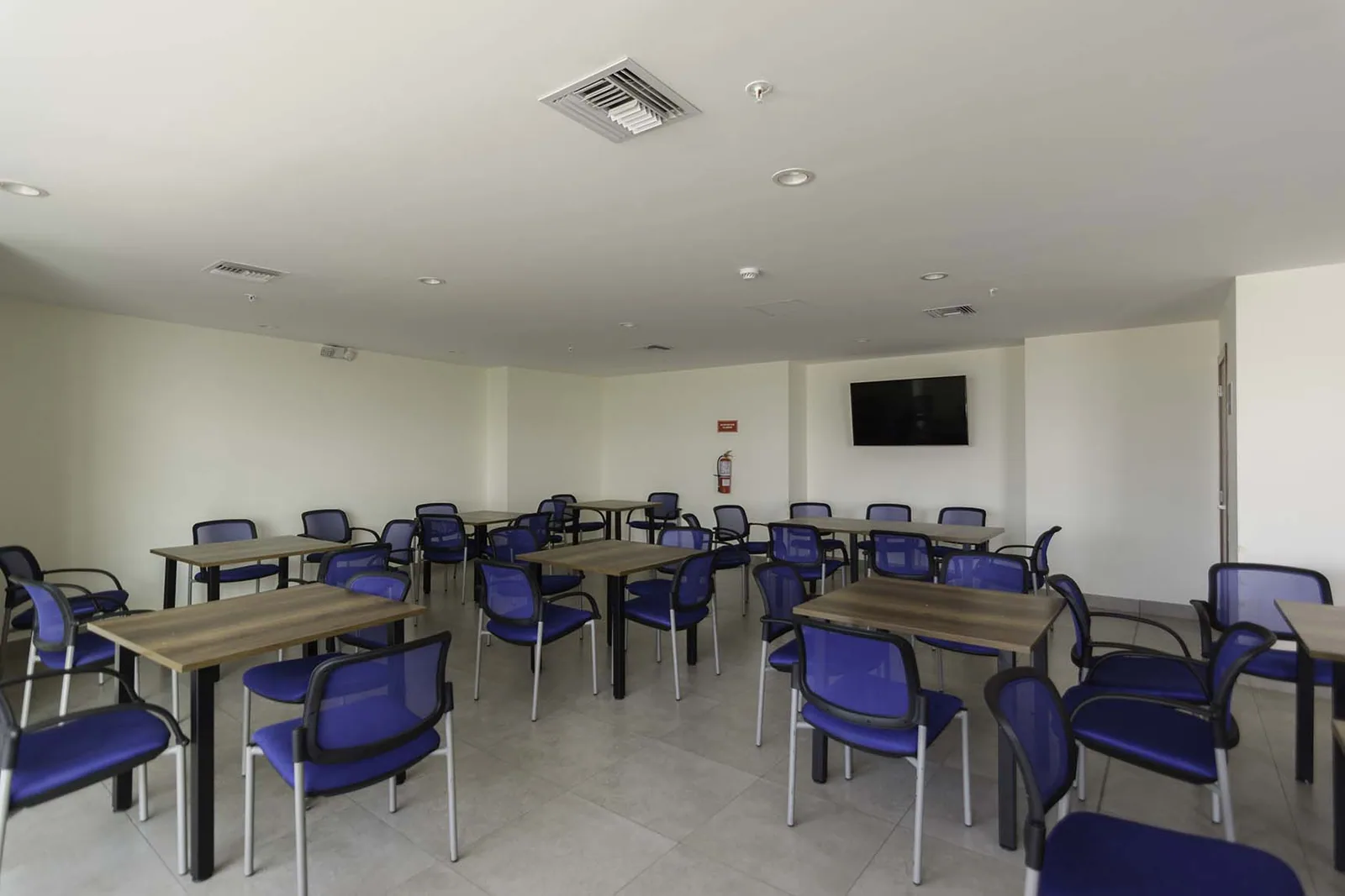 Oficina en venta Edificio Los Arcos Plaza, Vía Samborondón  – Foto 5