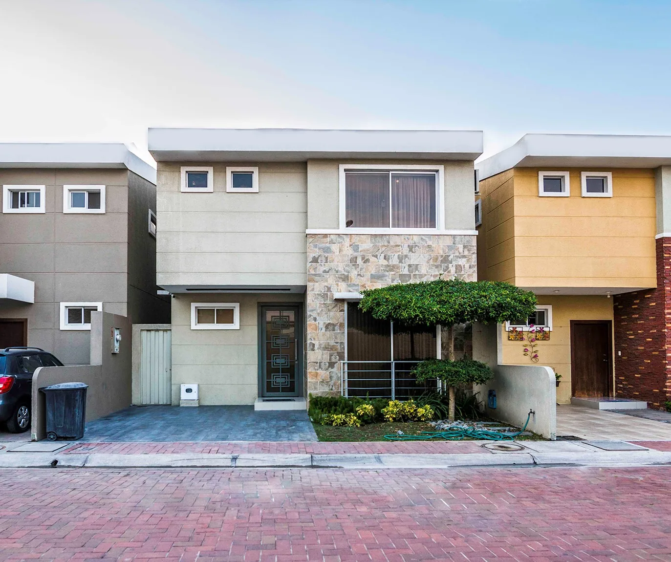 Casa en venta Urb. San Sebastían, Samborondón – Foto 1