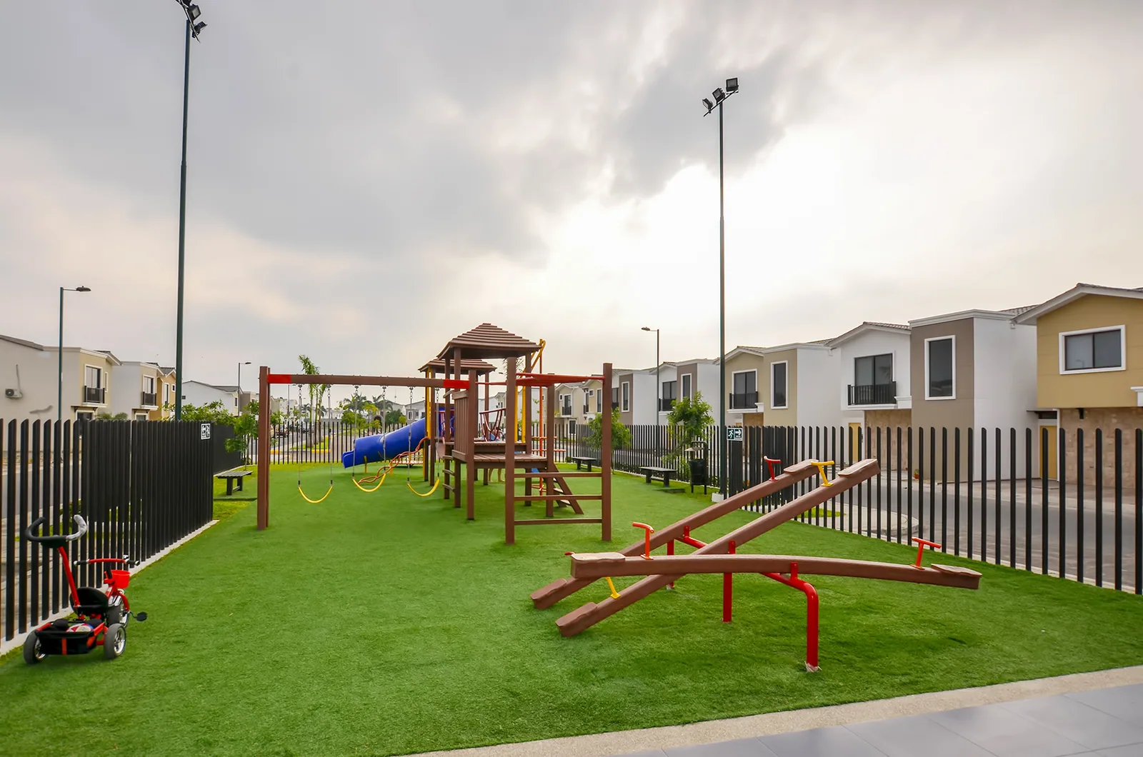 Terreno en venta Urb. Mallorca Village, Vía Samborondón – Foto 3