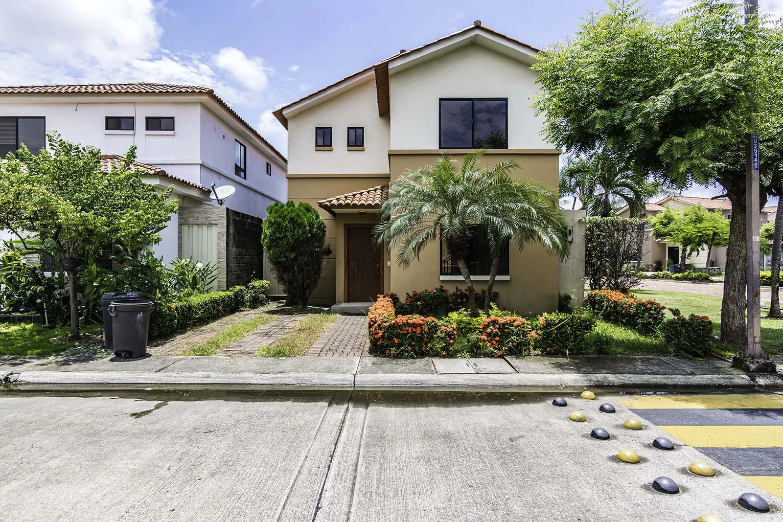 Casa en venta Urb. Ciudad Celeste, Vía Samborondón  – Foto 1