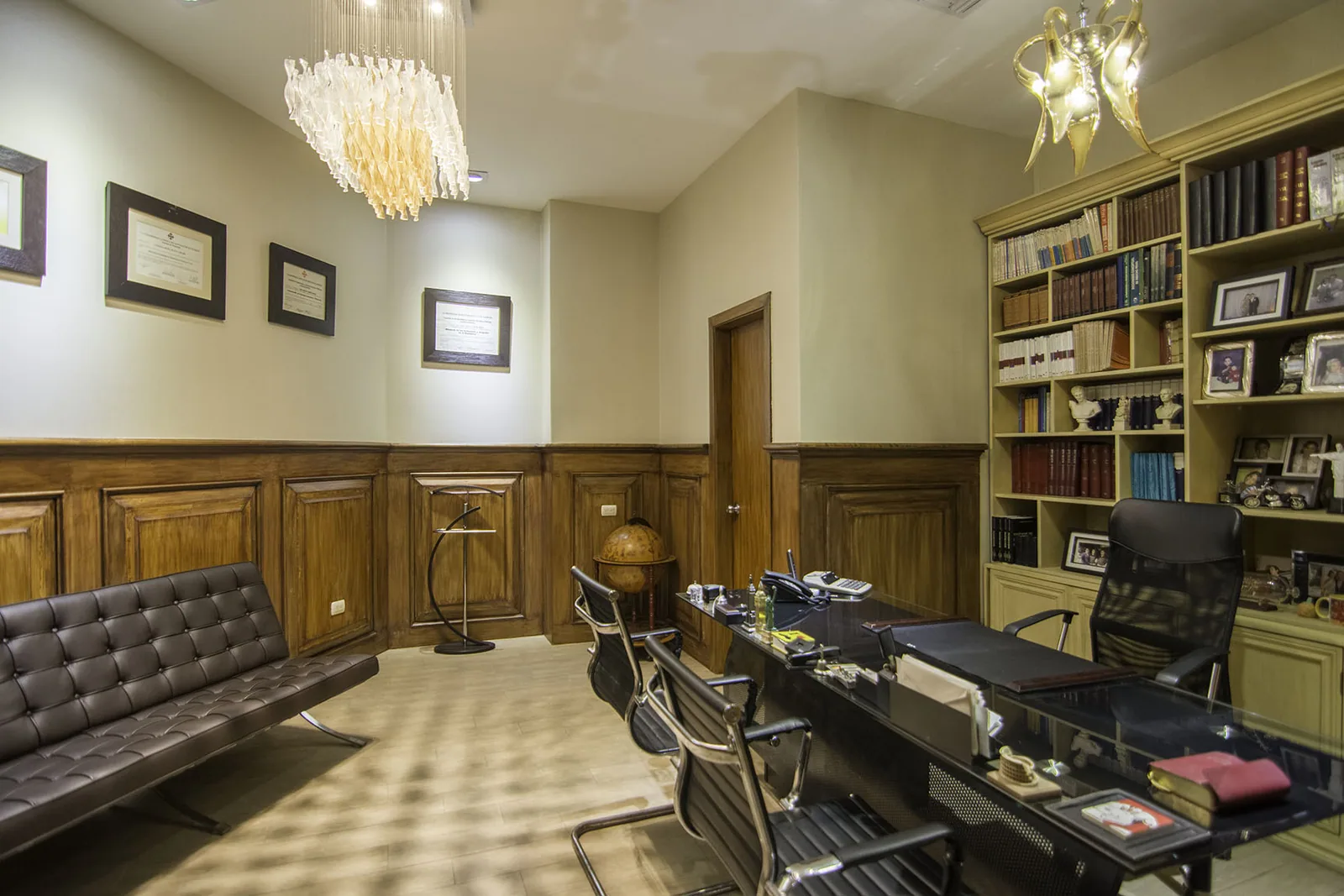 Oficina en venta en C.C. Laguna Plaza, Vía a la Costa – Foto 2