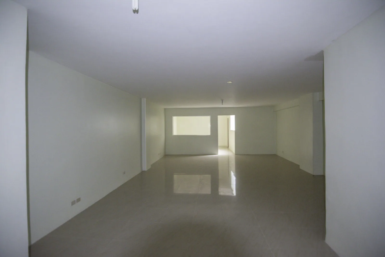 Oficina en venta en el Edificio Camsol, Centro de Guayaquil – Foto 2
