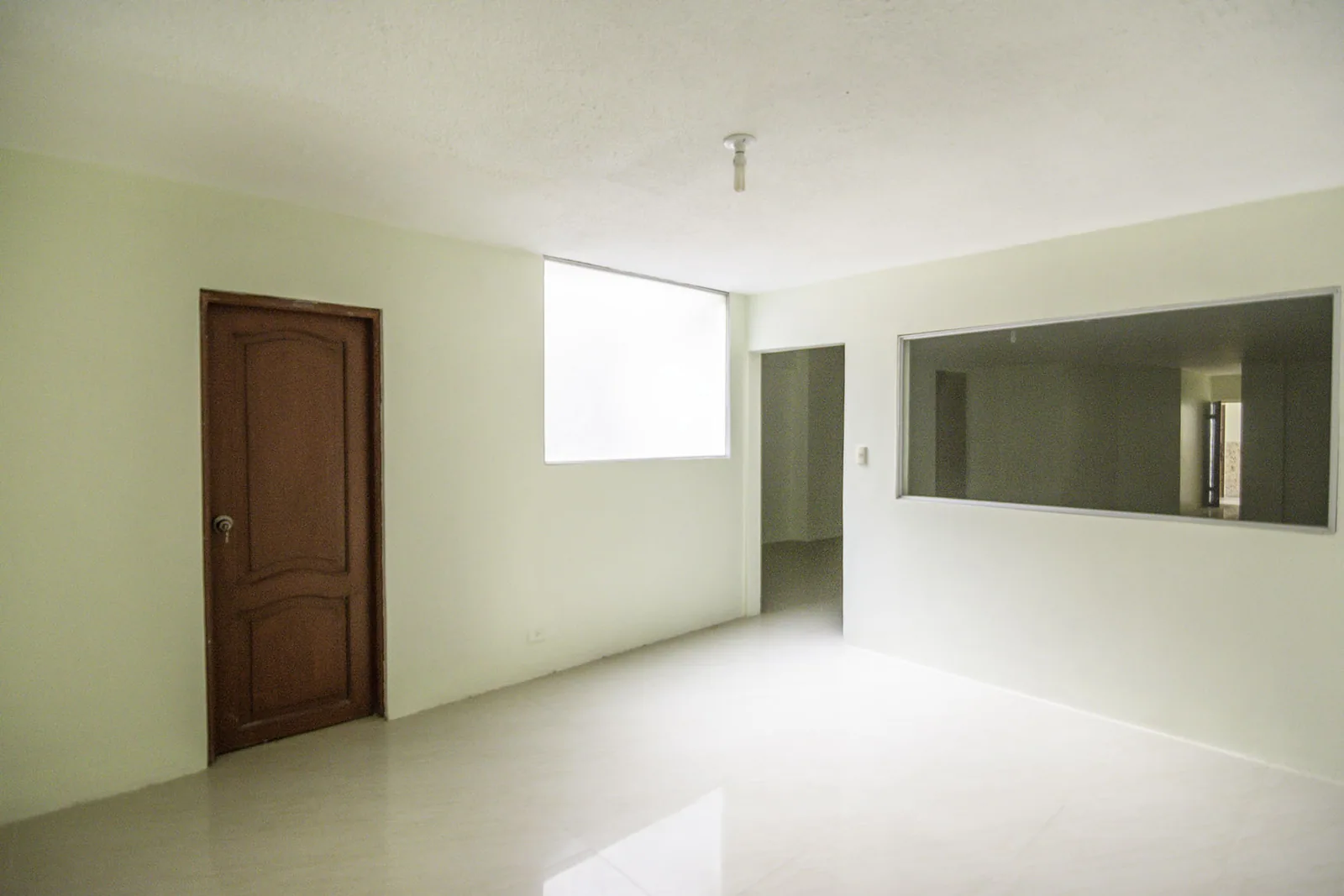 Oficina en venta en el Edificio Camsol, Centro de Guayaquil – Foto 5