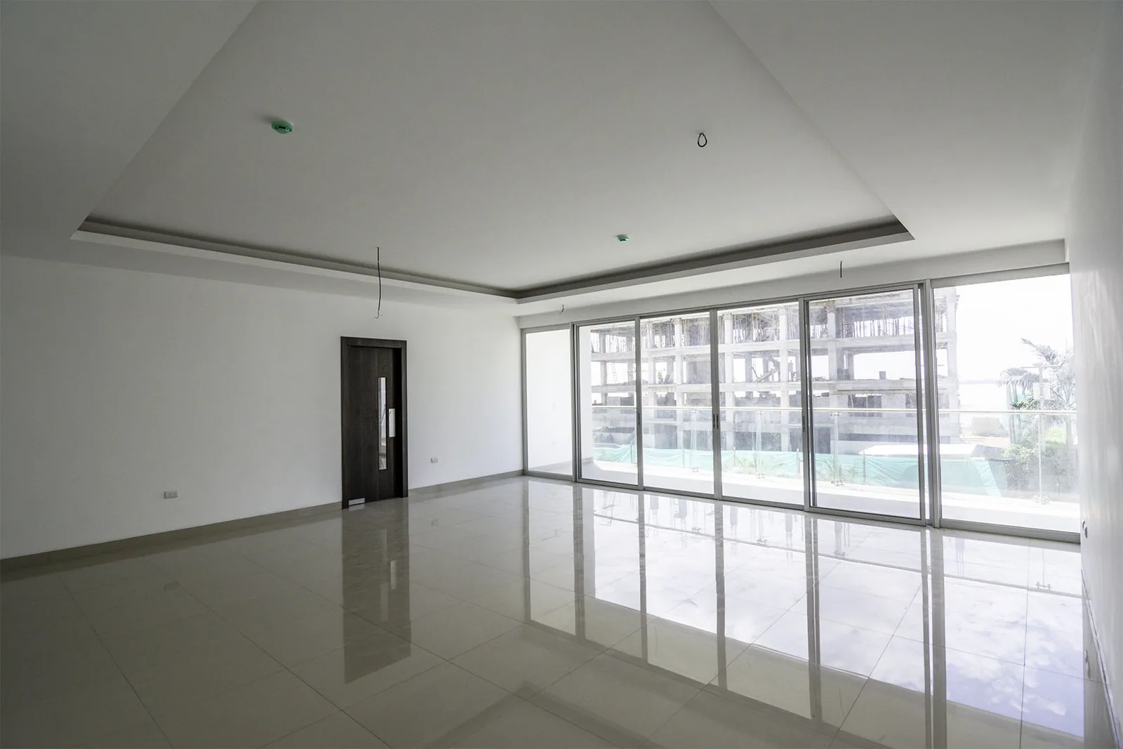 Departamento en venta en la Isla Mocolí - Urbanización Dubái, Vía Samborondón  – Foto 2