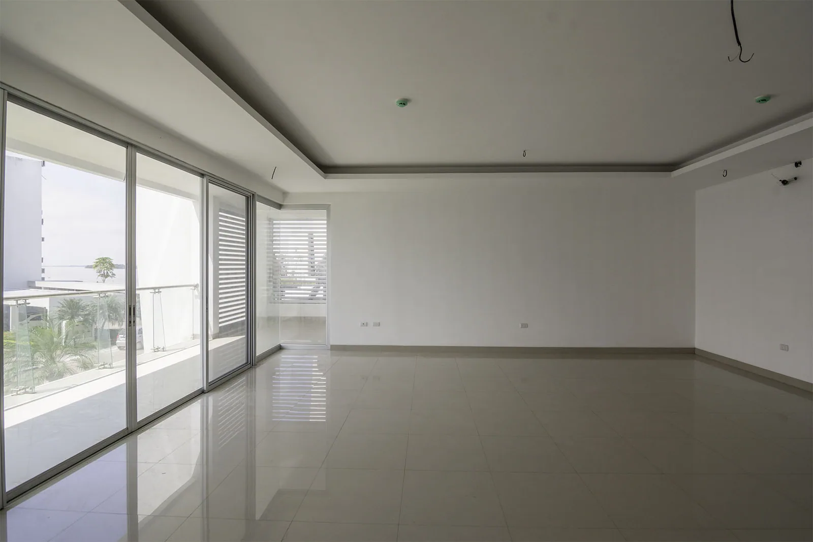 Departamento en venta en la Isla Mocolí - Urbanización Dubái, Vía Samborondón  – Foto 4