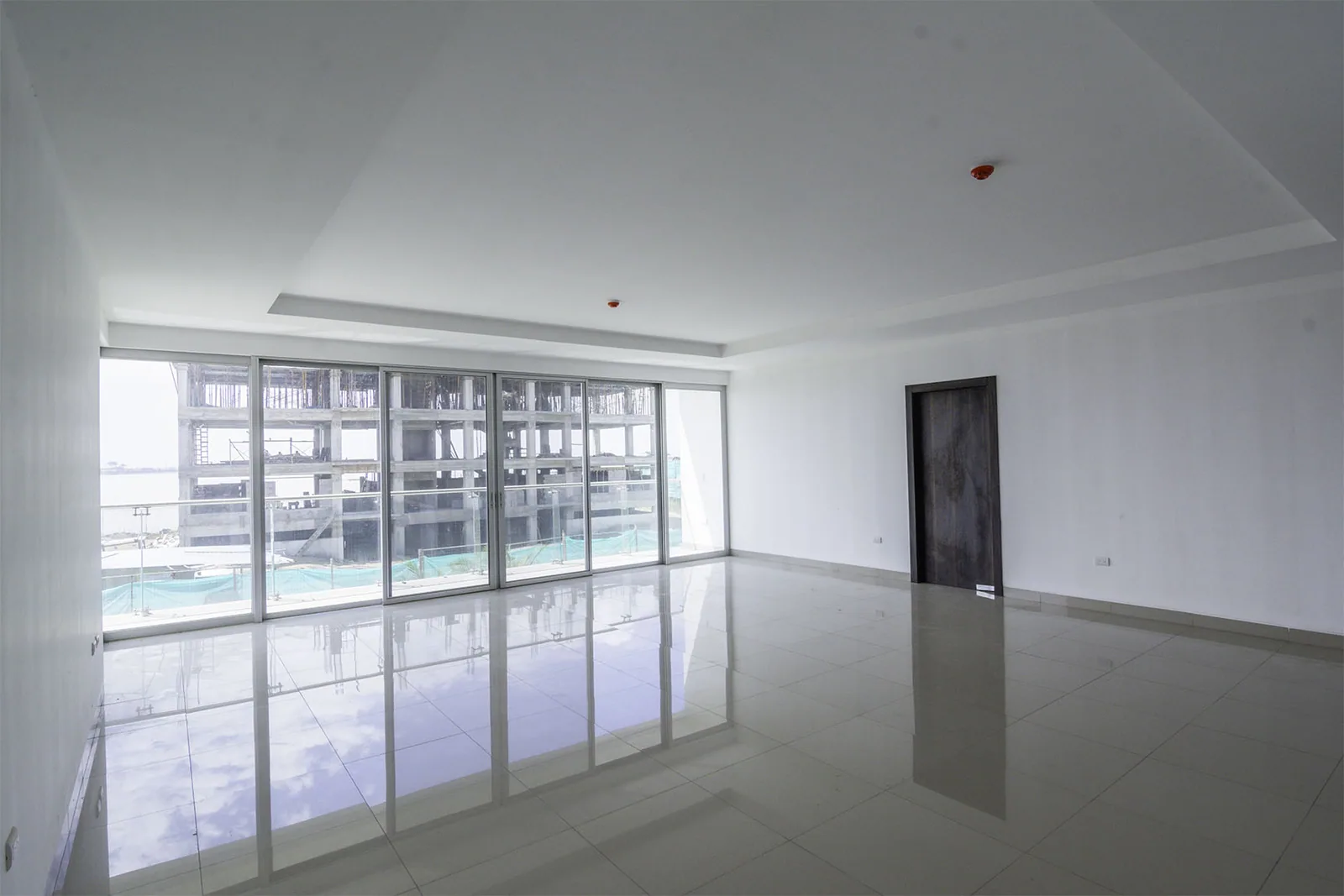 Departamento en venta en la Isla Mocolí - Urbanización Dubái, Vía Samborondón – Foto 3