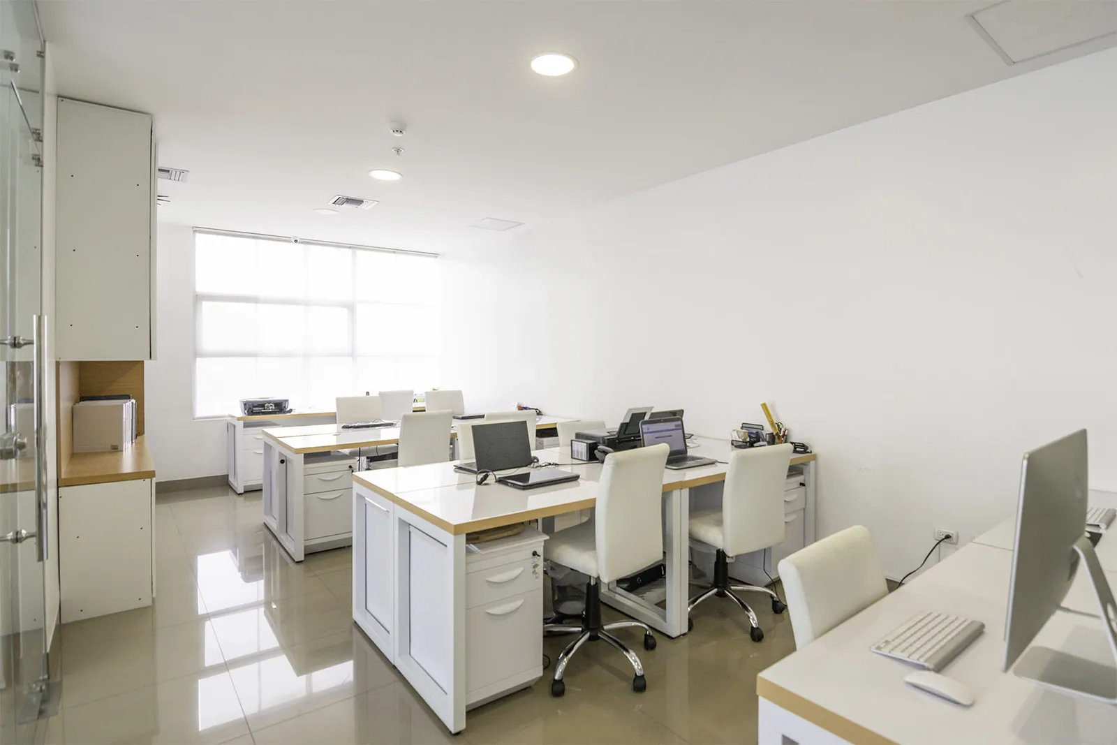 Oficina en venta Edificio Olivos Tower, Ceibos, Norte de Guayaquil – Foto 2