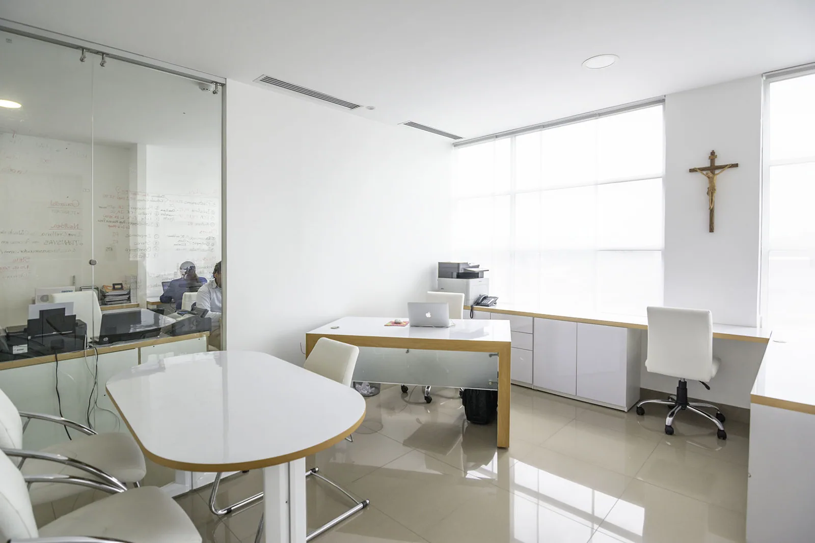 Oficina en alquiler Edificio Olivos Tower, Ceibos, Norte de Guayaquil – Foto 2