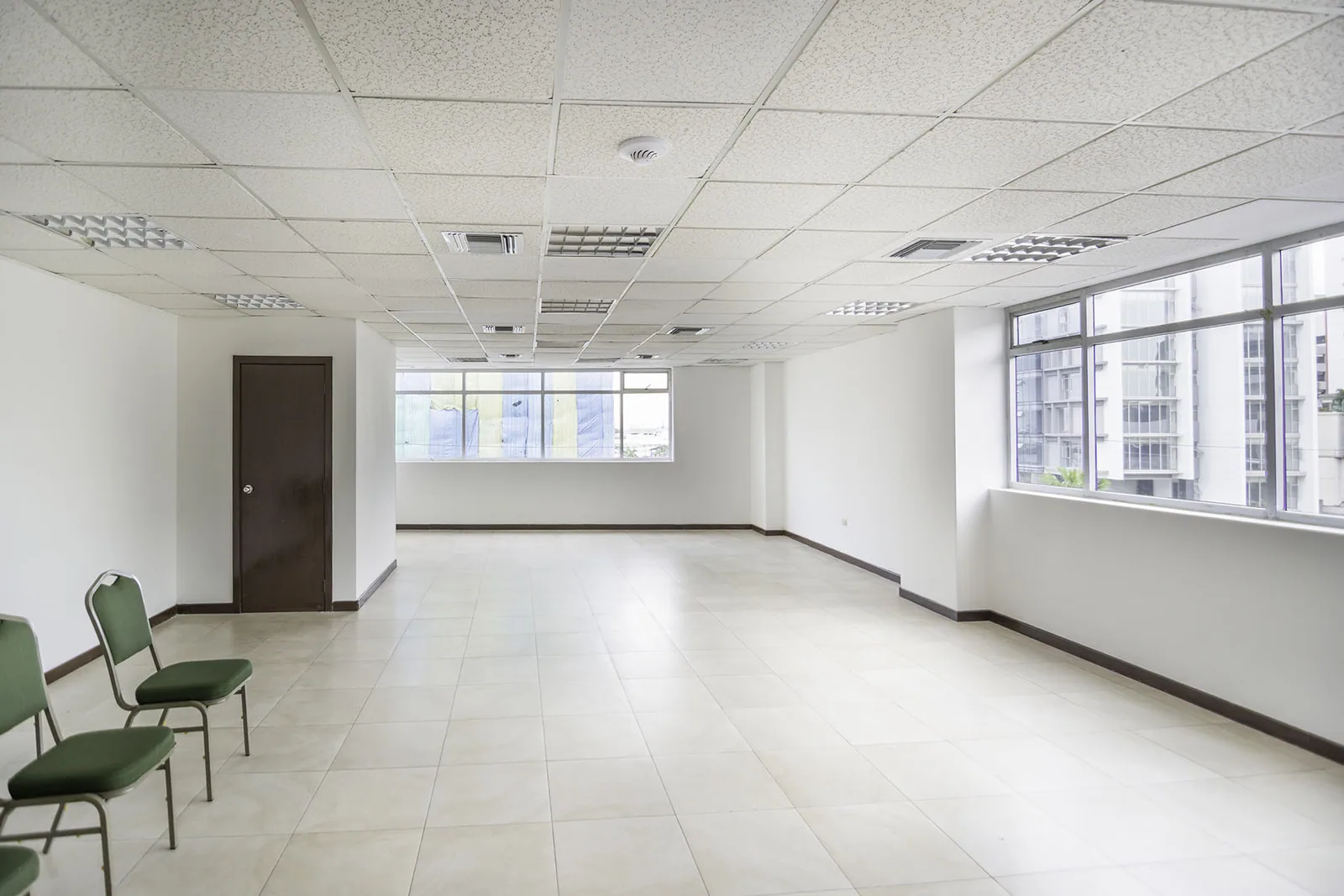 Oficina en alquiler en el Hotel Sonesta, Norte de Guayaquil – Foto 2