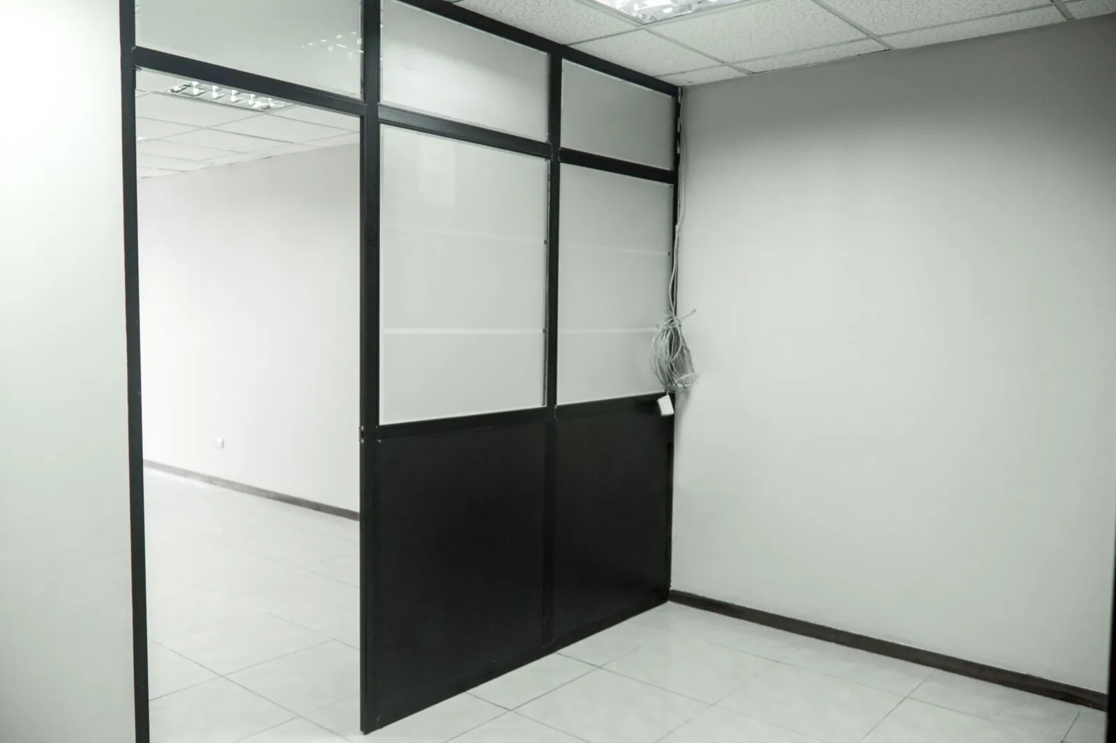 Oficina en alquiler en el Edificio Trade Building, Norte de Guayaquil – Foto 4