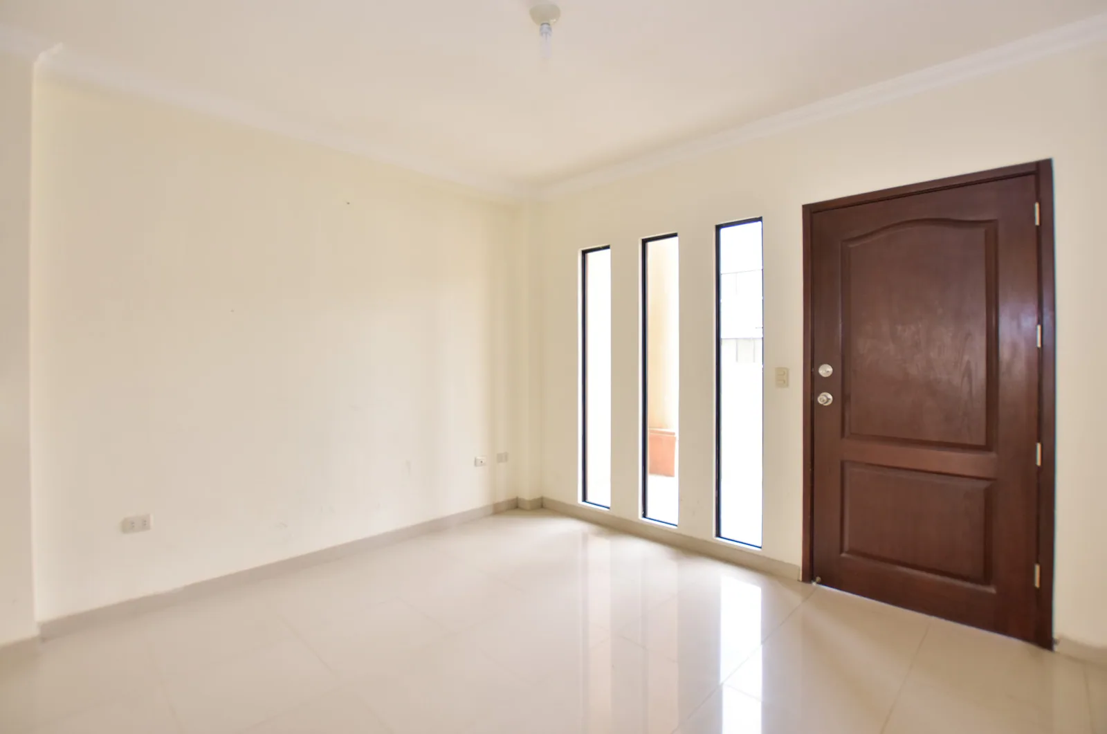 Casa en venta en la Urbanización Villa Club, Vía a Daule – Foto 2