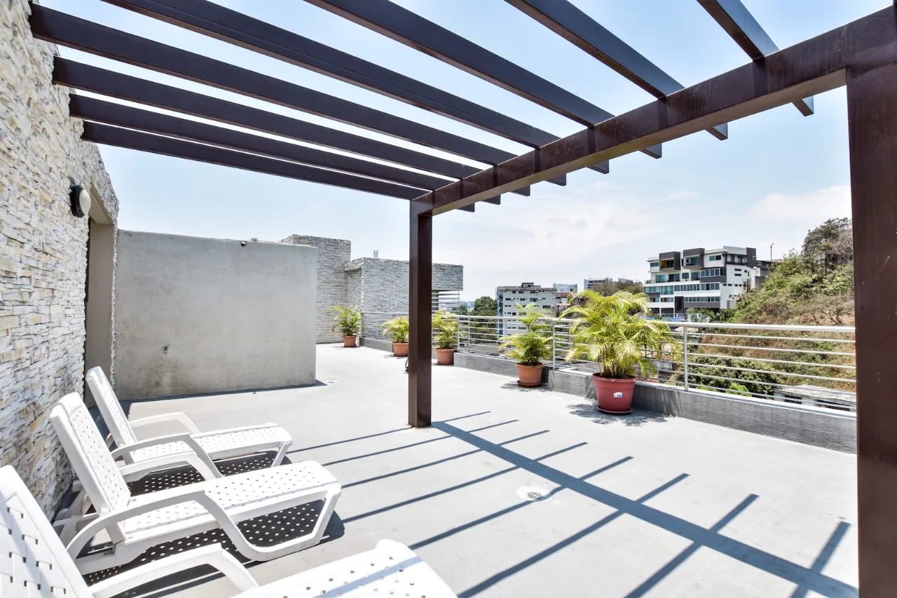 Departamento en Alquiler en Lomas de Urdesa – Foto 2