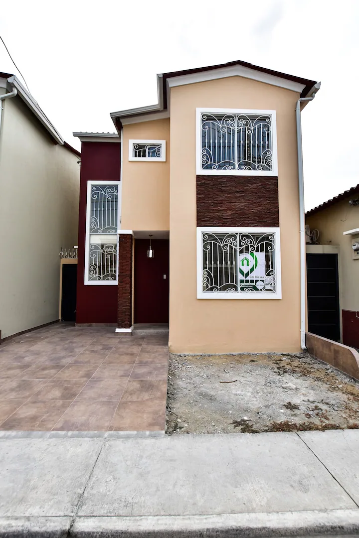 Casa en Alquiler en la Urbanización Villa Italia – Foto 1