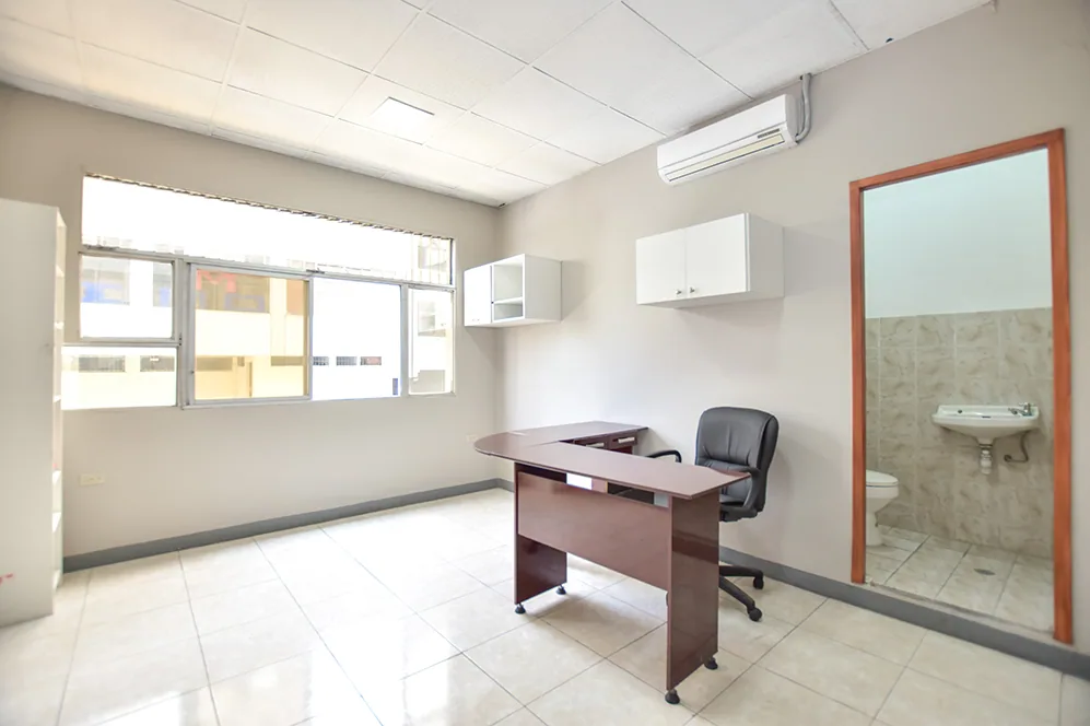 Oficina en Alquiler en el centro de Guayaquil – Foto 1