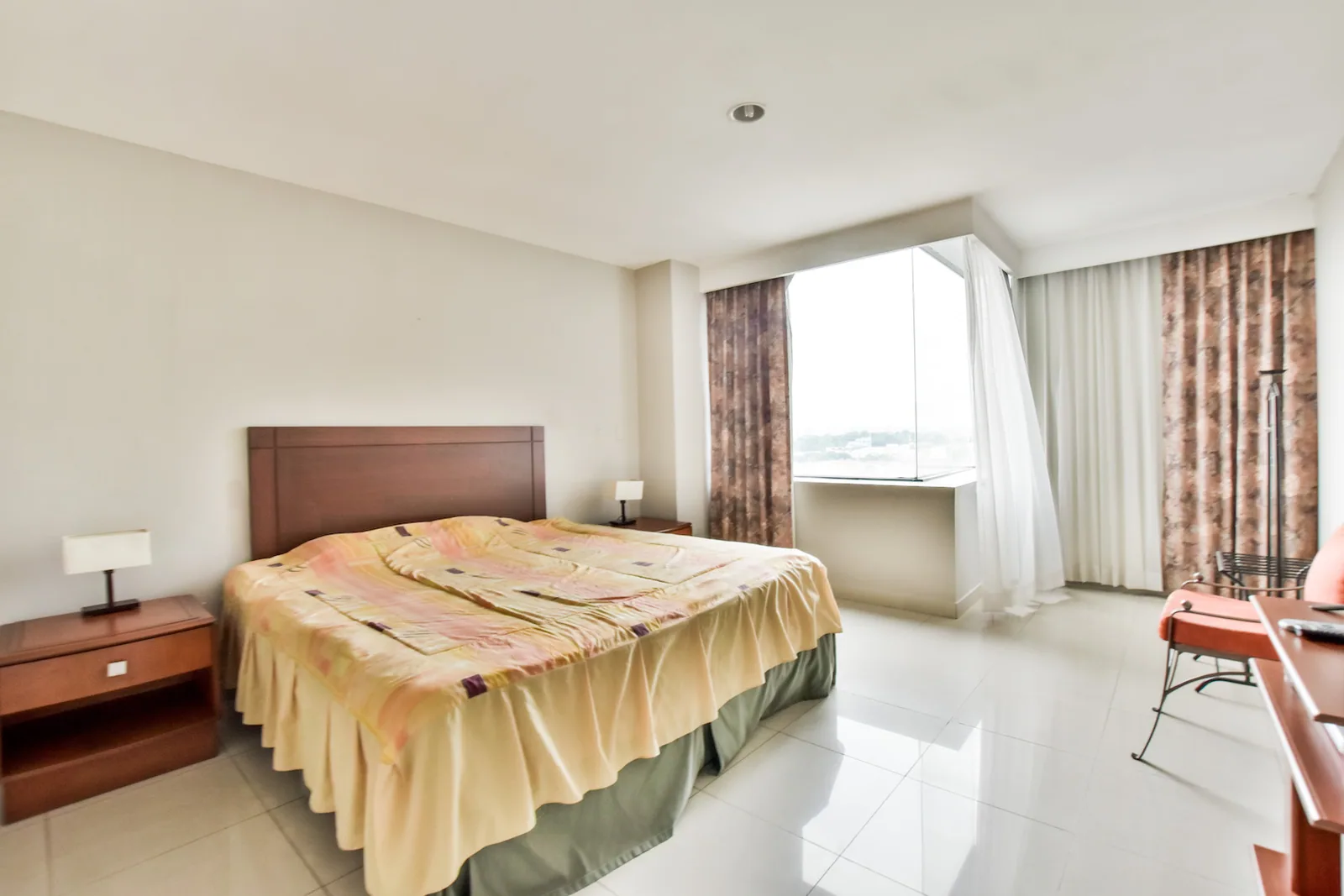 Alquiler de suite amoblada en Torre Colón I, Guayaquil - Ecuador – Foto 2