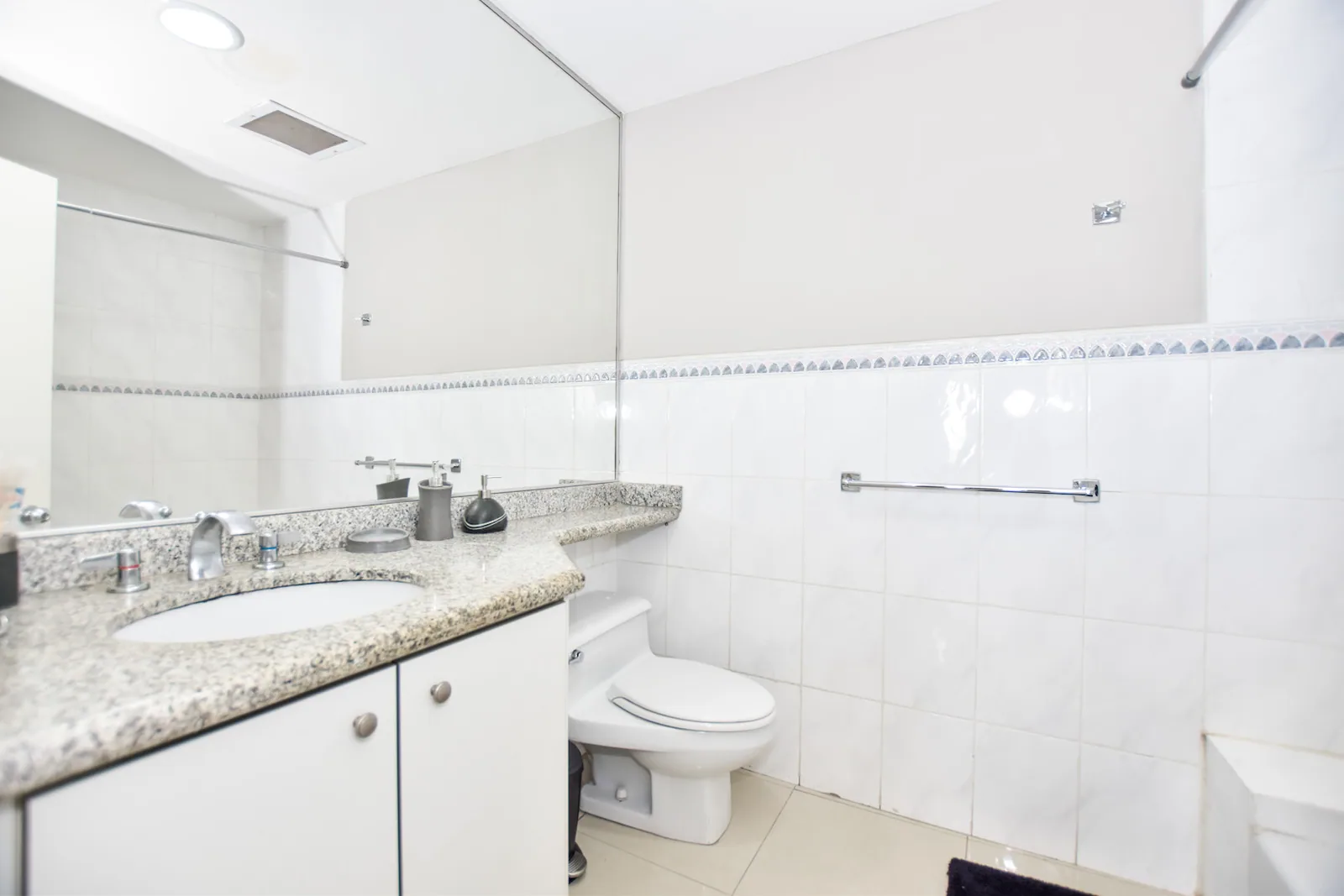 Alquiler de suite amoblada en Torre Colón I, Guayaquil - Ecuador – Foto 3