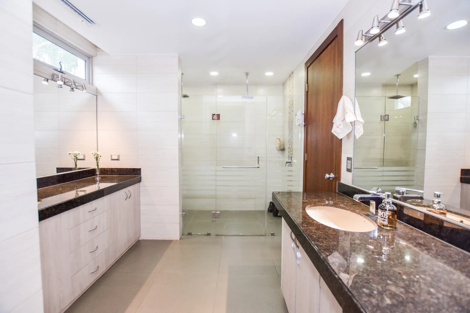 Venta de casa en Urbanización La Ensenada, Isla Mocolí. Samborondón, Guayas - Ecuador – Foto 5