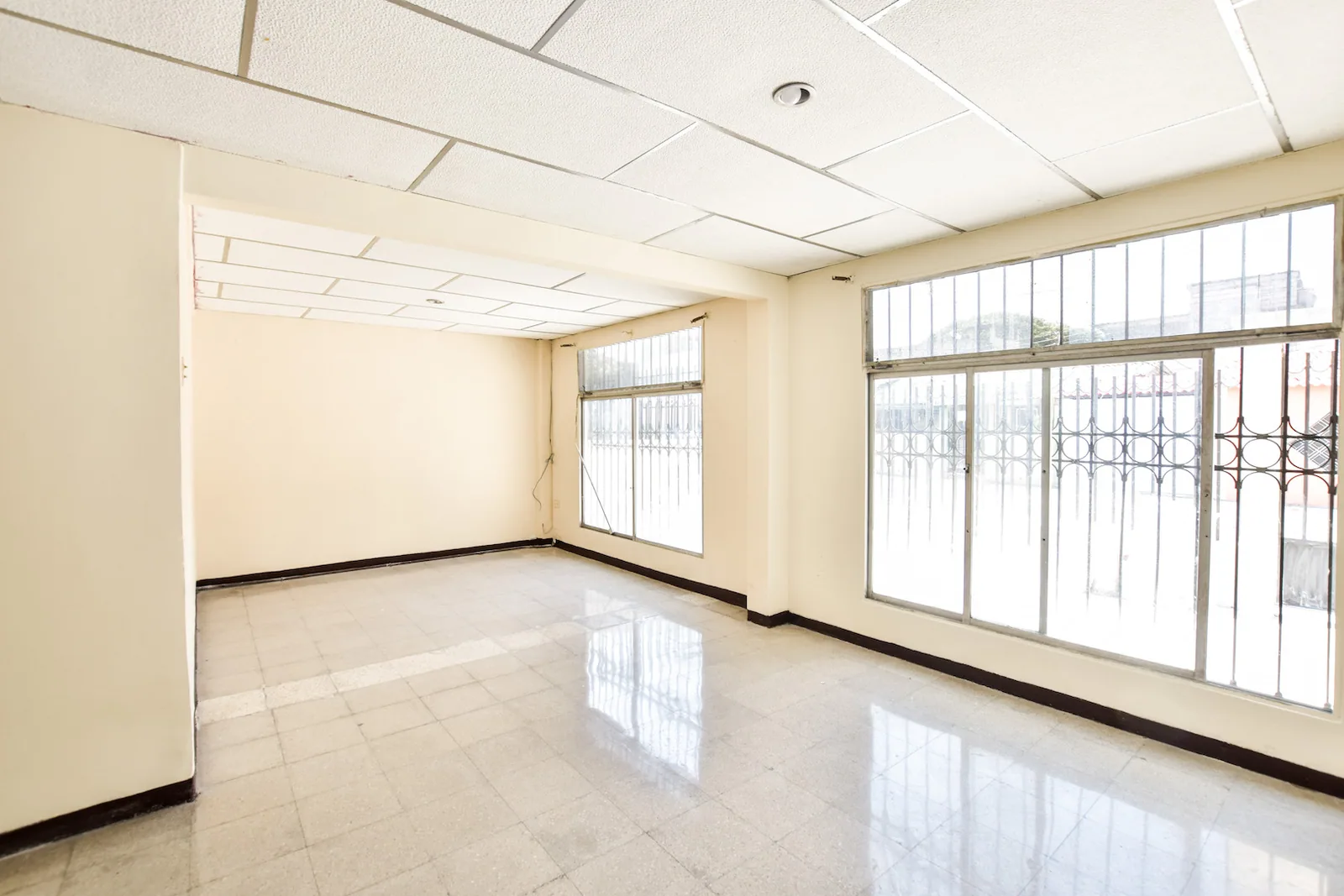 Casa en venta, sector Alborada, Guayaquil - Ecuador – Foto 2