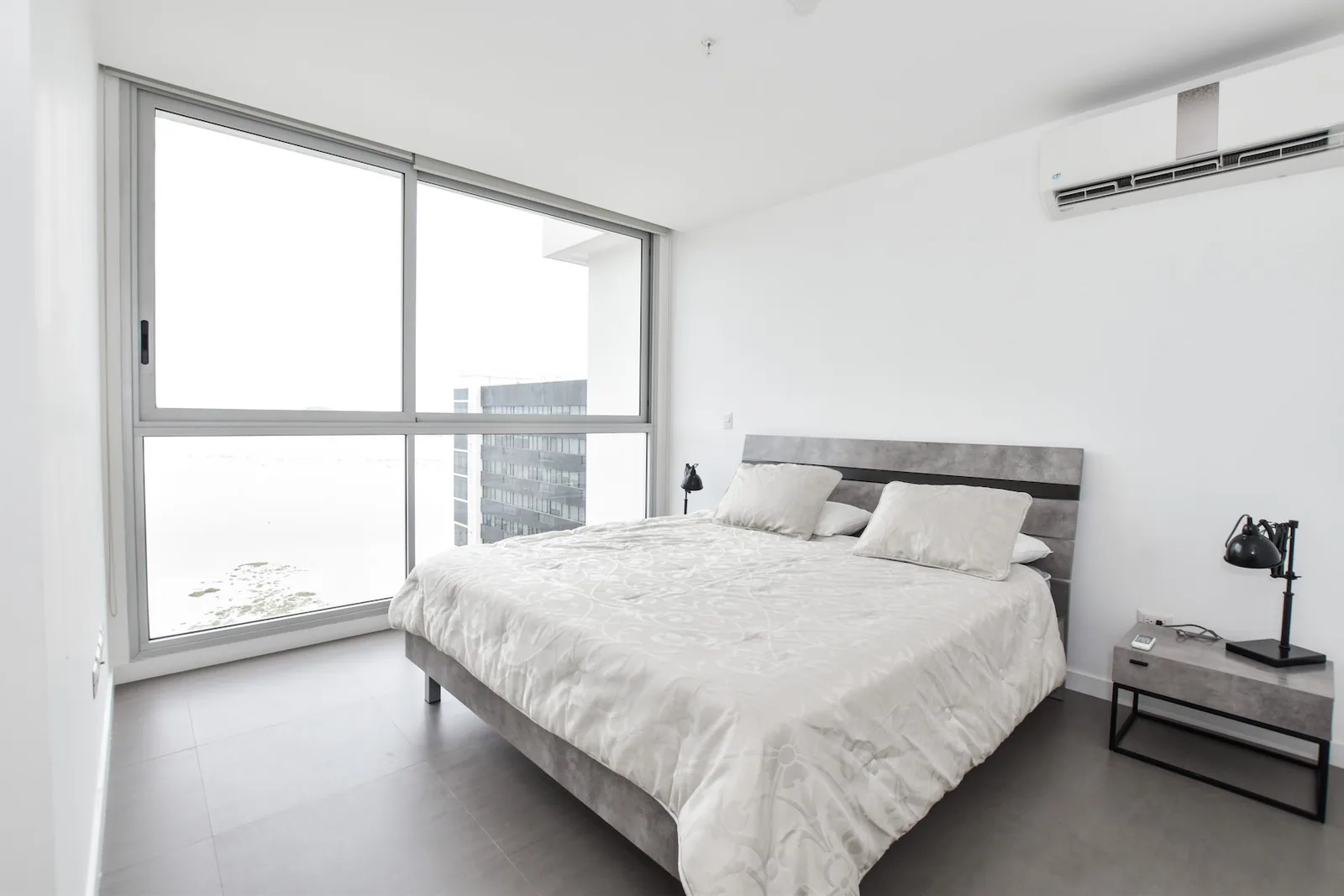 Alquiler de departamento en Puerto Santa Ana, Torre Spazio, Guayaquil - Ecuador
