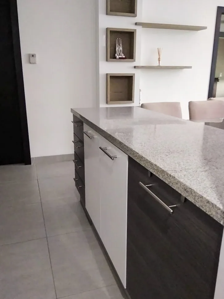 Alquiler de moderno departamento amoblado en Quo  – Foto 5