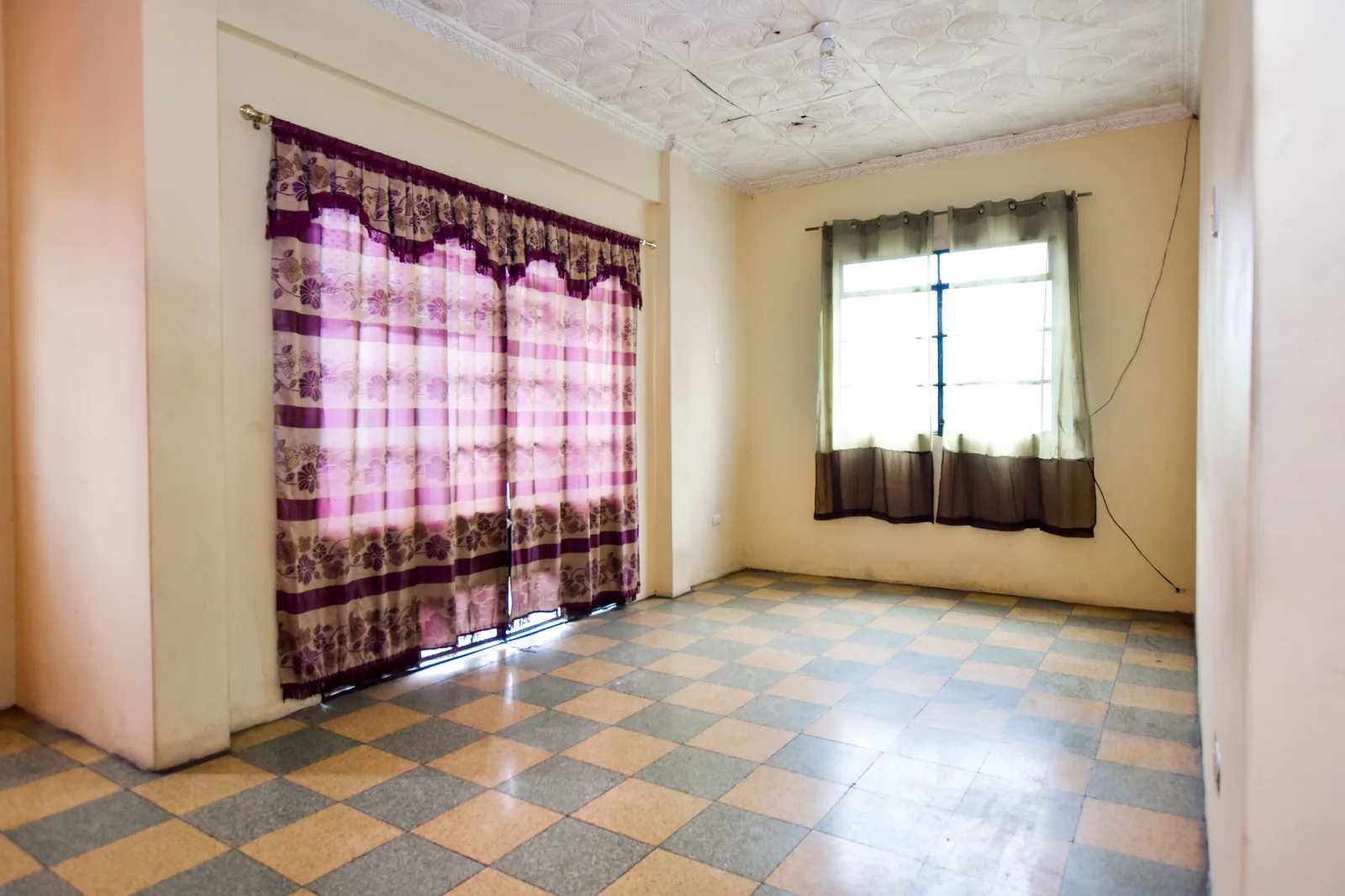 Casa esquinera en venta , Portete y Noguchi. Guayaquil, Ecuador – Foto 4