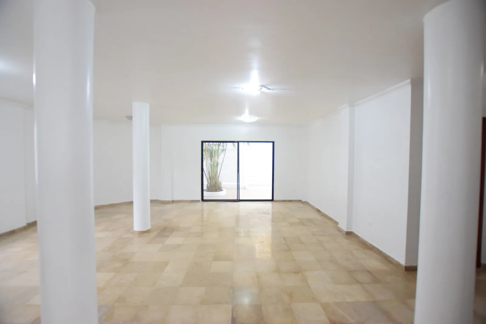 Casa en venta ubicada en Ceibos Norte, Norte de Guayaquil – Foto 3