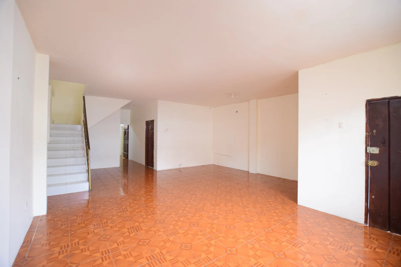 Casa en alquiler ubicada en la Garzota, Norte de Guayaquil – Foto 2