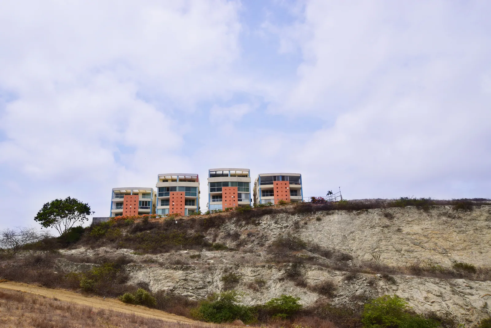 Departamento en venta en el Edificio Jaiba Azul, Punta Blanca, Santa Elena – Foto 1