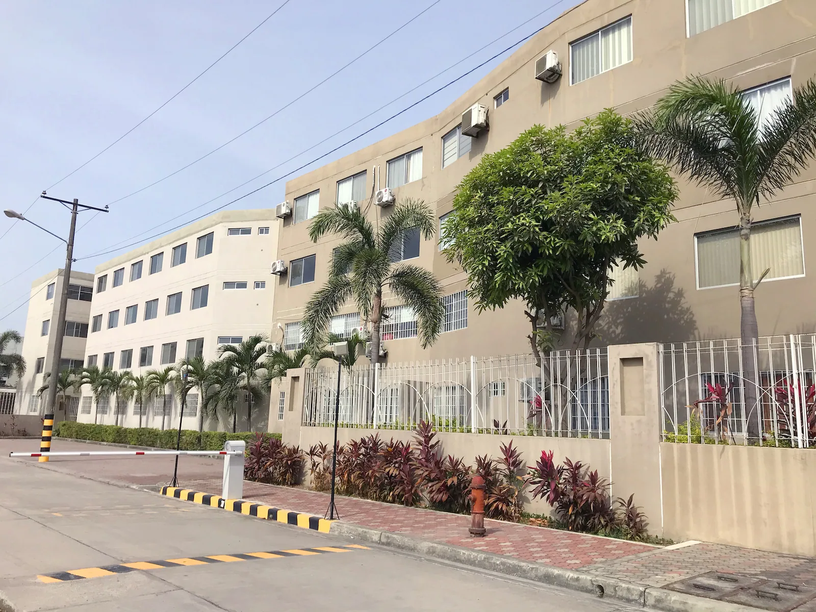 Departamento en venta en la urbanización San Felipe, Norte de Guayaquil – Foto 1
