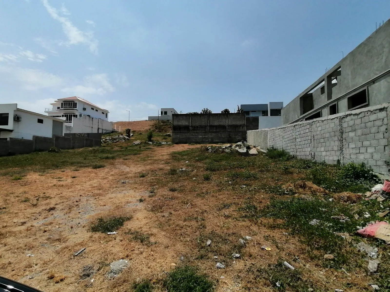 Terreno en venta ubicado en la urbanización El Condado vía a Samborondón - La Aurora – Foto 2